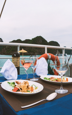 image-halong-catamaran-gallery-13