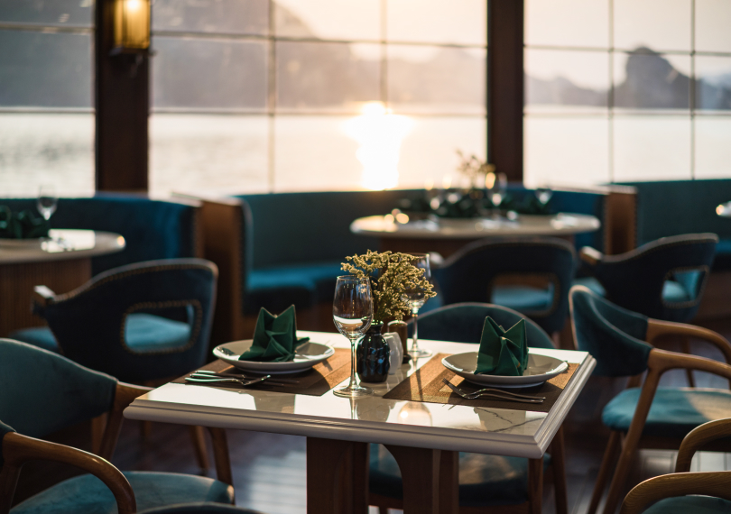 image-halong-catamaran-restaurant-14