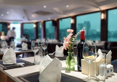 image-halong-catamaran-restaurant-3