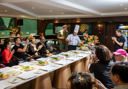 image-halong-catamaran-restaurant-5